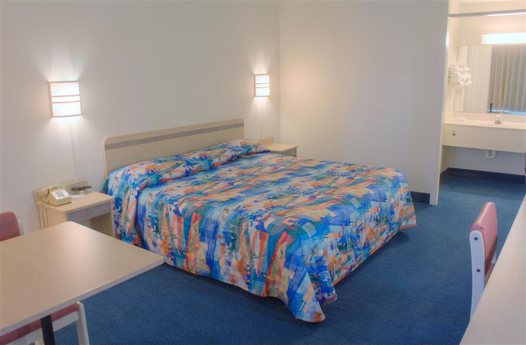 Vagabond Inn El Paso Room photo